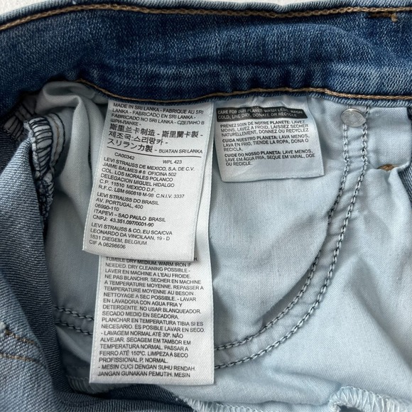 Levi's Jeans Women's 34 Blue Slimming Boot Medium Wash Stretch Cotton - Picture 10 of 12